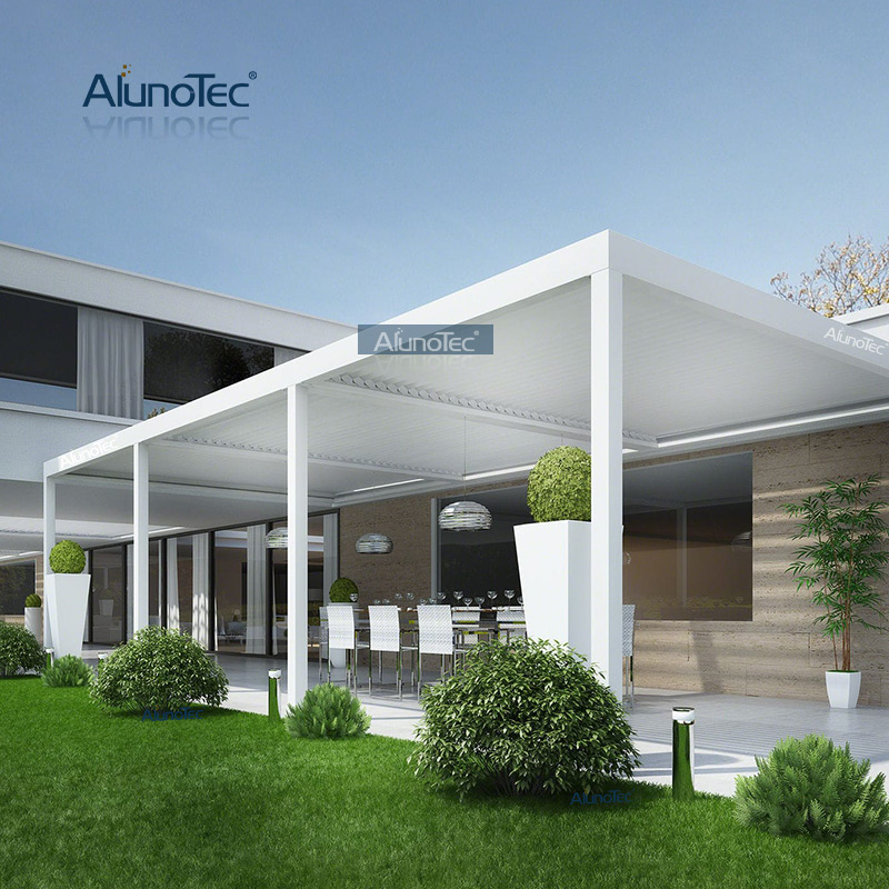 AlunoTec installiert offene Aluminium-Terrassenpergolen mit den Maßen 24'x12', einer Pergola mit Sichtschutz